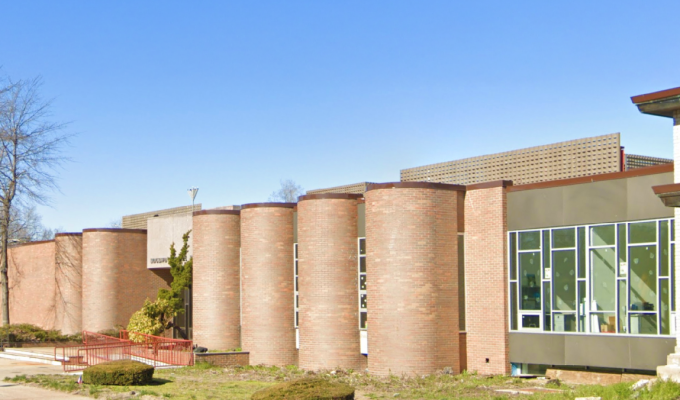 156 45 84th Street, Howard Beach Hero 600x338px@2x