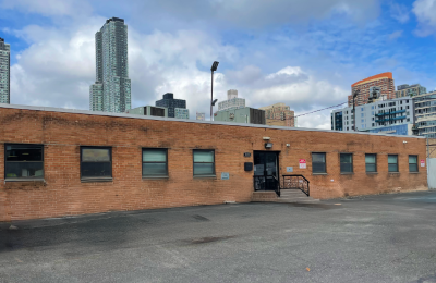 54 08 Vernon Blvd, Lichero 600x338px@2x