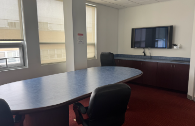 25 44 Borough Place Officeinset 2 600x338px@2x