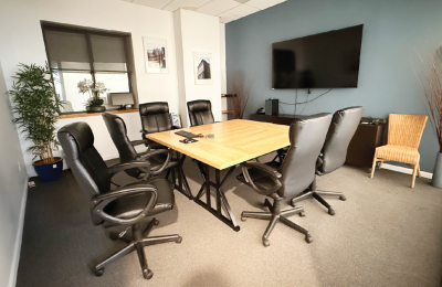81 Apollo Street, Bkartboard 4@2x