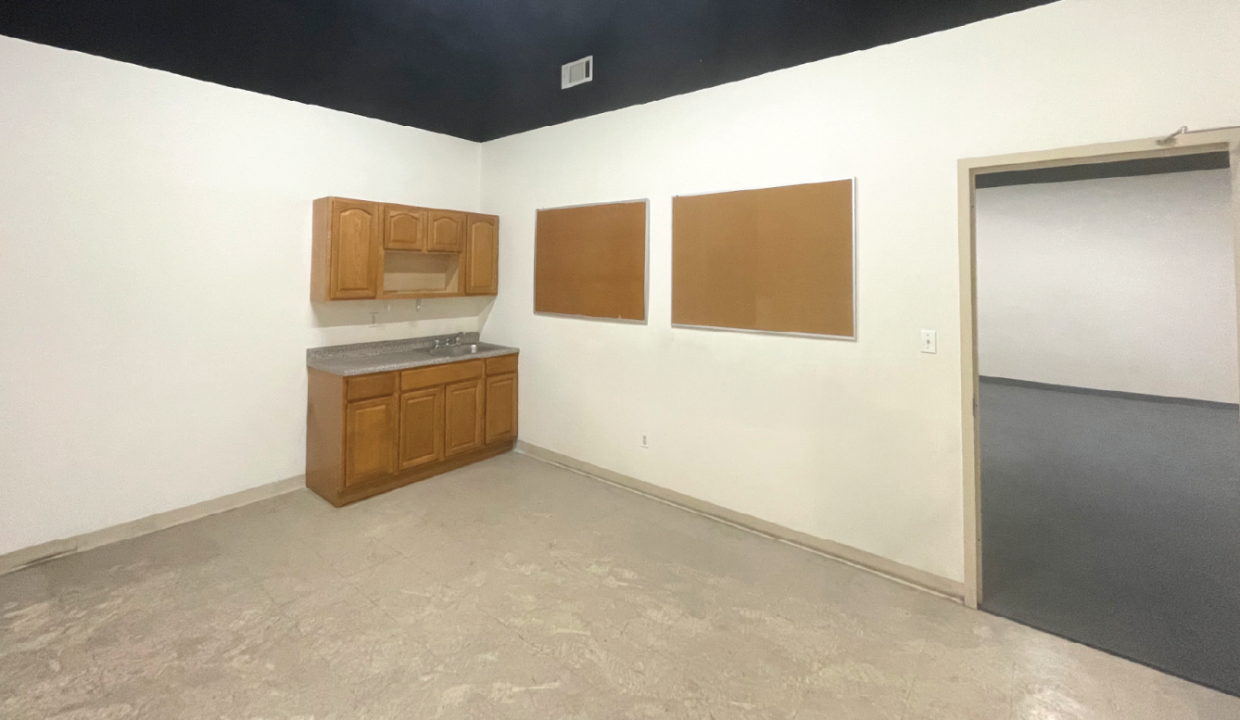 49 29 30th Pl, Lic 2artboard 4@2x